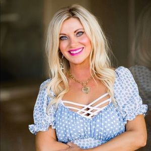 Meet your Posher, Melissa